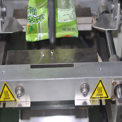 Automatic Nitrogen Filling Packing Machine For Banana Chips Snack Chips Pouch