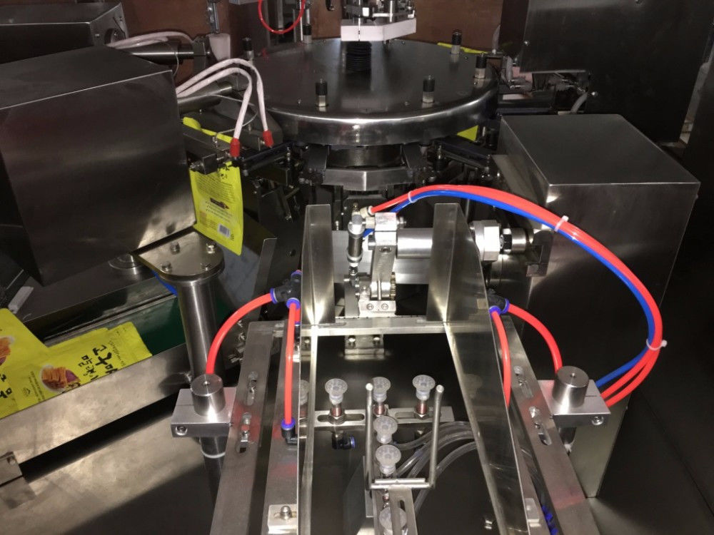 MultiFunction Chips Rotary Pouch Packing Machine 60Bags/Min