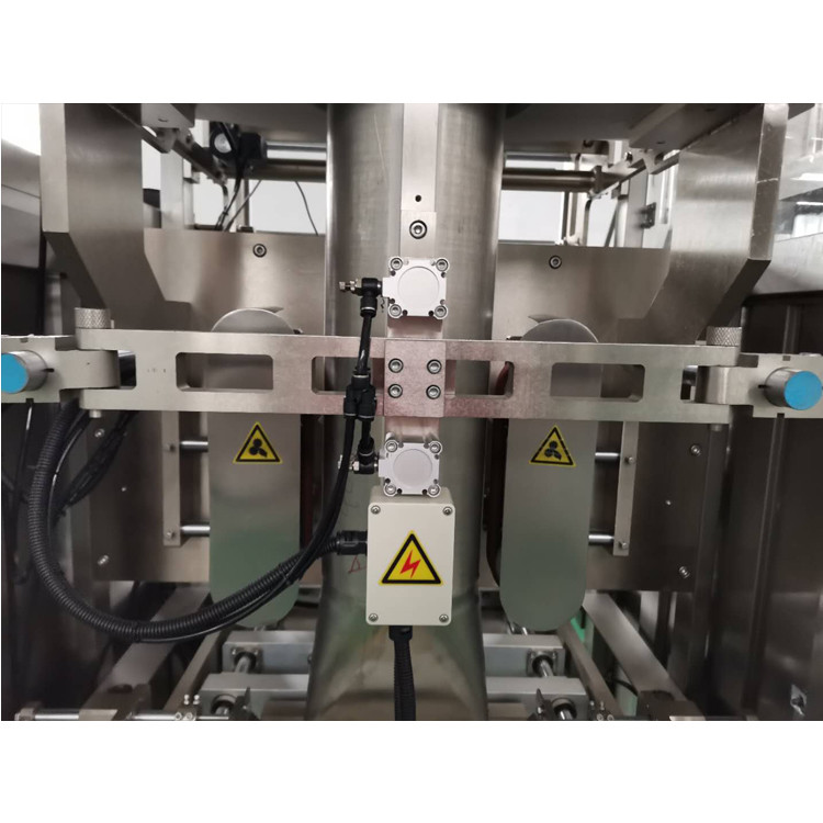 CE Food Pouch Cereals Biscuit Dates VFFS Packing Machine